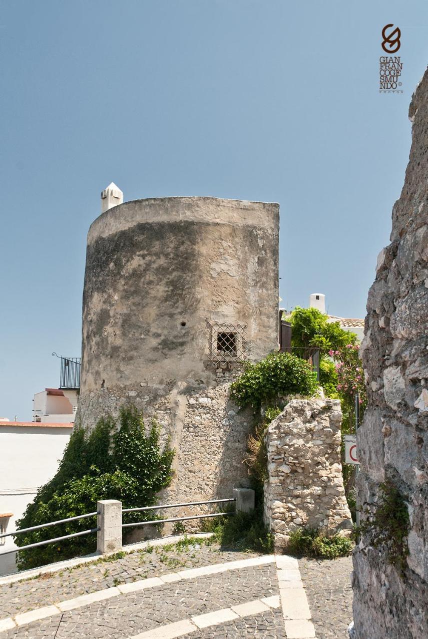 Torre La Mezzaluna Bed and Breakfast Vieste Exterior foto